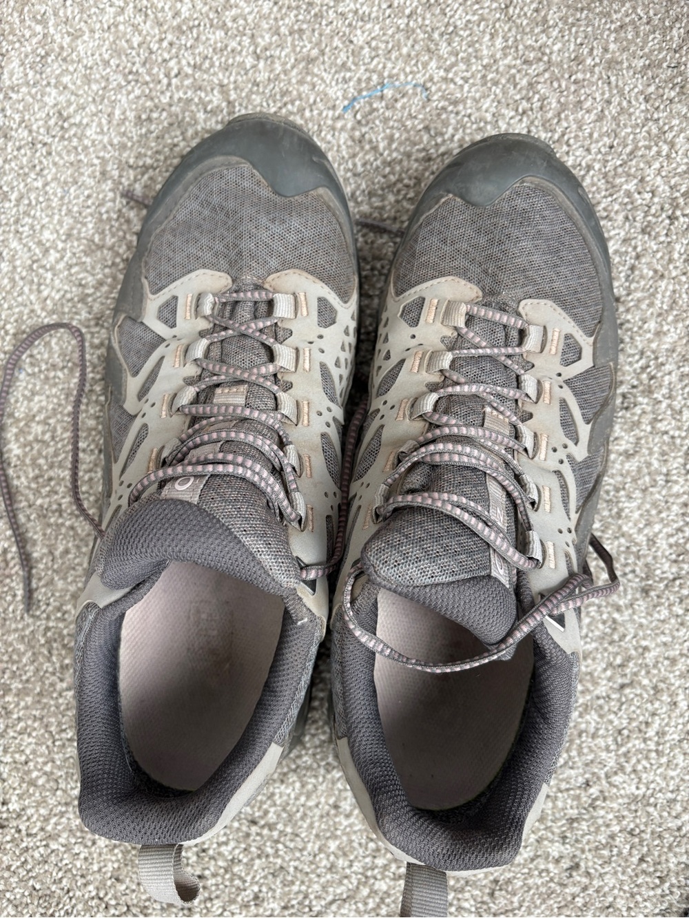 Oboz Women’s Hiking Shoes in Gray and Beige